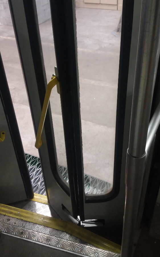Concealed hinge on the PPC trams in Antwerp